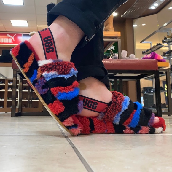 *NEW* UGG Fluff Yeah Slide Cali Collage (1118164) - Picture 4 of 6